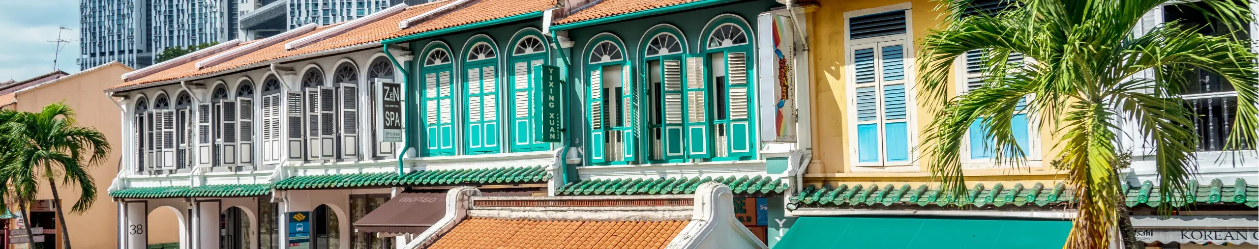colorful-singapore-traditional-houses-in-chinatown